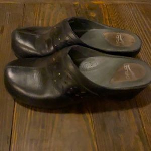 Black Dansko clogs